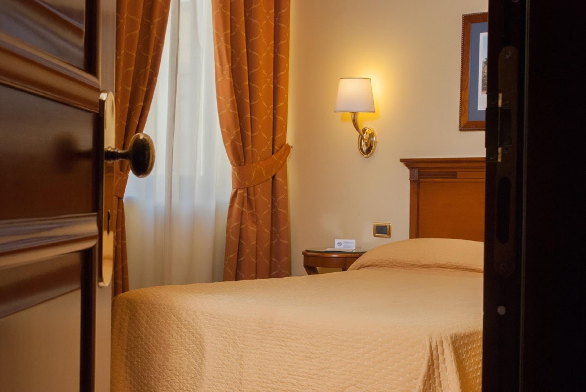 Le Cheminee Business Hotel Napoli Eksteriør billede