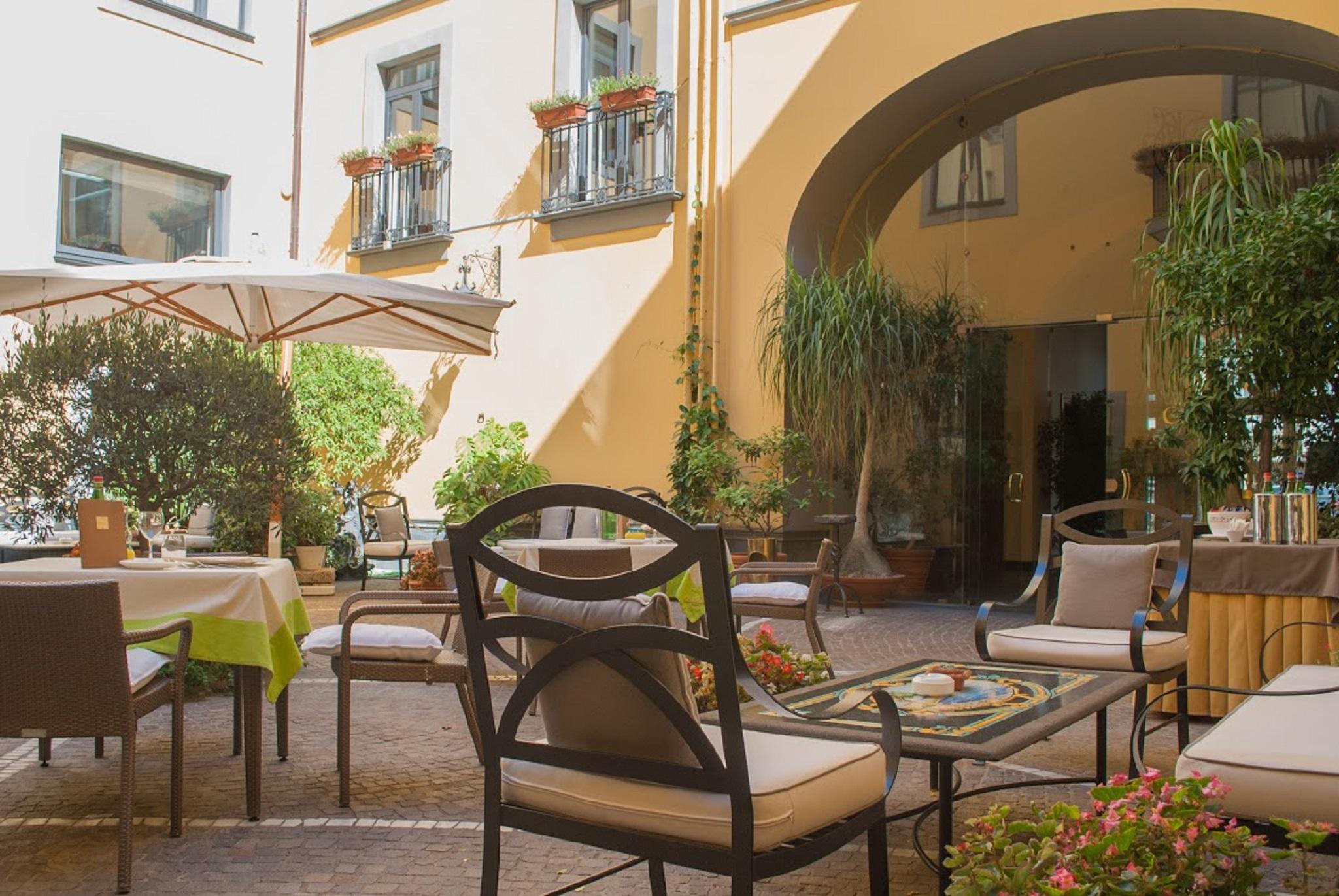 Le Cheminee Business Hotel Napoli Eksteriør billede
