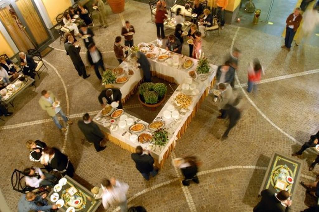 Le Cheminee Business Hotel Napoli Eksteriør billede