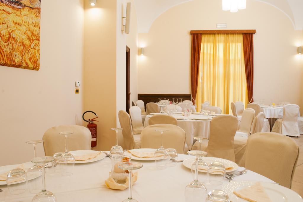 Le Cheminee Business Hotel Napoli Eksteriør billede
