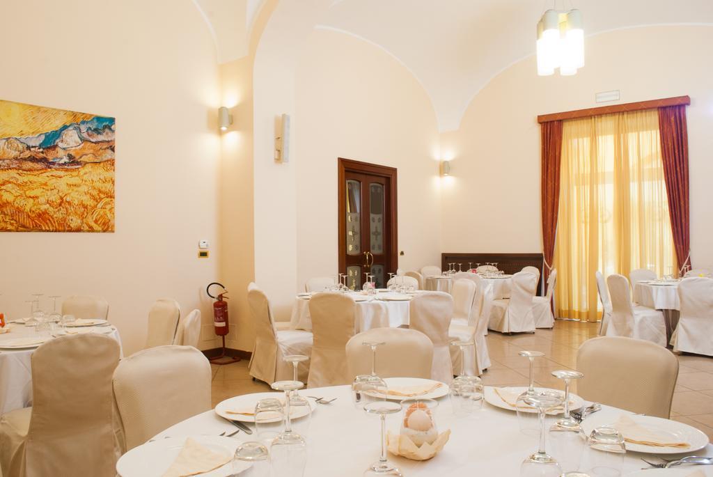 Le Cheminee Business Hotel Napoli Eksteriør billede