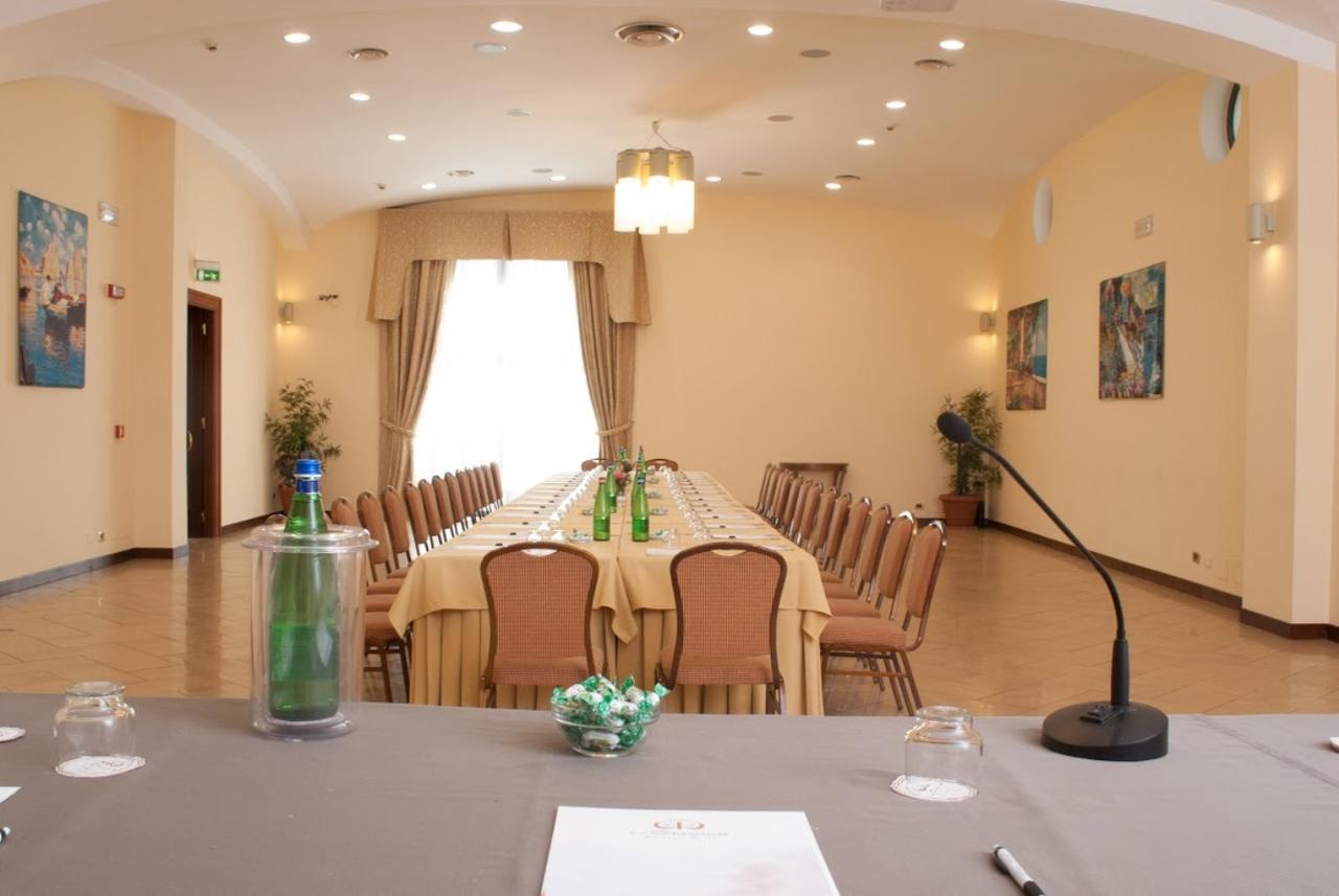 Le Cheminee Business Hotel Napoli Eksteriør billede